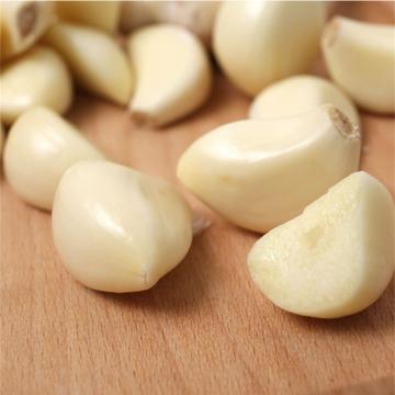 Frozen Peeled Pure White Garlic